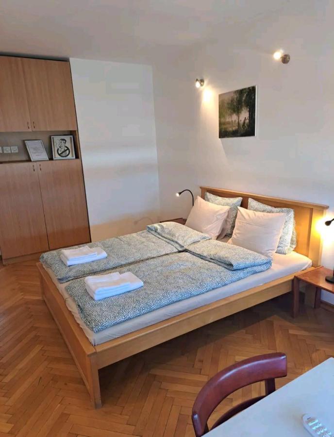 Apartman Milica 2023 Belgrado Esterno foto